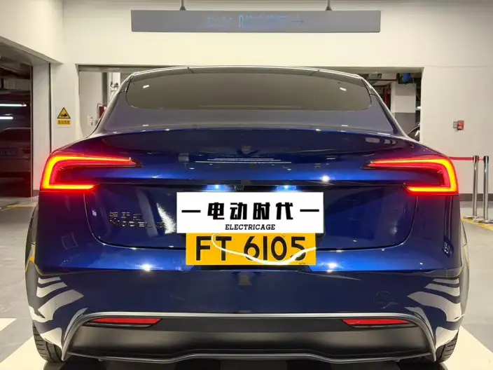 Model 3 2025 Model Facelift Rear-wheel drive version – фото 5