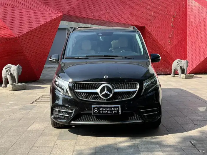 Mercedes-Benz V-Class 2022 Model V 260 L Long wheelbase Deluxe Edition