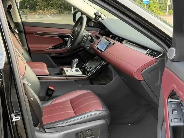 Range Rover Evoque 2022 Model Aurora L 249PS R-Dynamic HSE Luxury Edition – фото 7