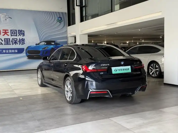 BMW i3 2022 Model eDrive35L
