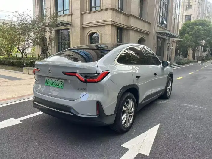 NIO EC6 2020 Model 615KM Performance version – фото 6