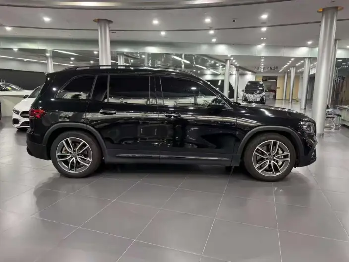 Mercedes-Benz GLB AMG 2022 Model AMG GLB 35 4MATIC – фото 8