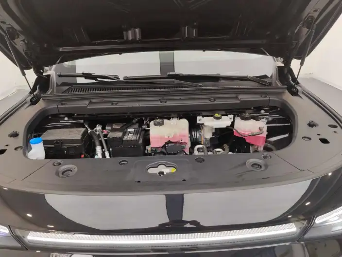 Leapmotor C16 2026 Model EV Edition 630 LiDAR Zhizun Edition 6 seat – фото 10