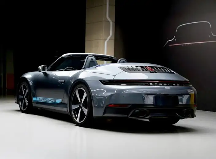 PORSCHE 911 2025 Model Carrera Cabriolet 3.0T