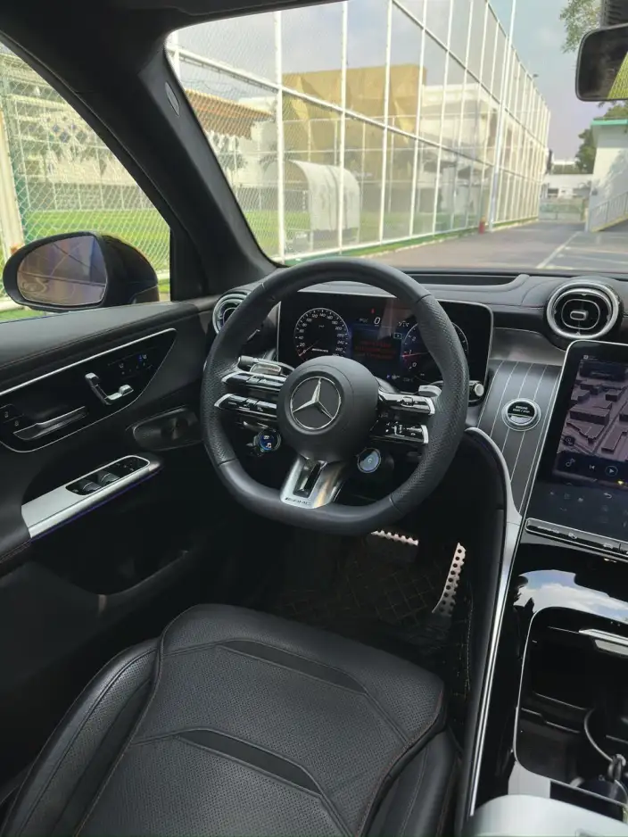 Mercedes-Benz GLC AMG 2024 Model AMG GLC 43 4MATIC – фото 9