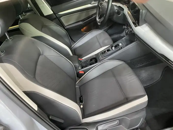 Volkswagen Golf 2021 Model 280TSI DSG Pro – фото 9