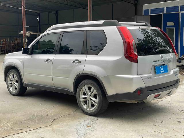Nissan X-Trail 2012 модификация 2.5L CVT Supreme Edition 4WD – фото 4