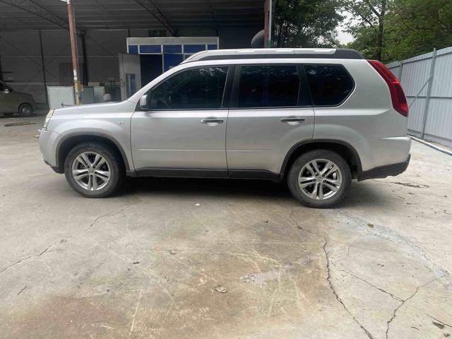 Nissan X-Trail 2012 модификация 2.5L CVT Supreme Edition 4WD – фото 5