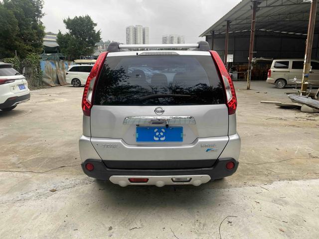 Nissan X-Trail 2012 модификация 2.5L CVT Supreme Edition 4WD – фото 6