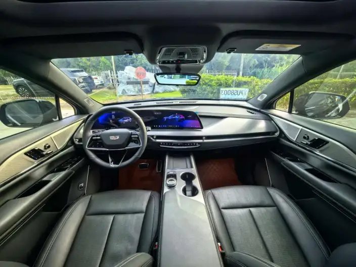 Cadillac XT5 2025 Model 28T 4WD Noble Model – фото 7