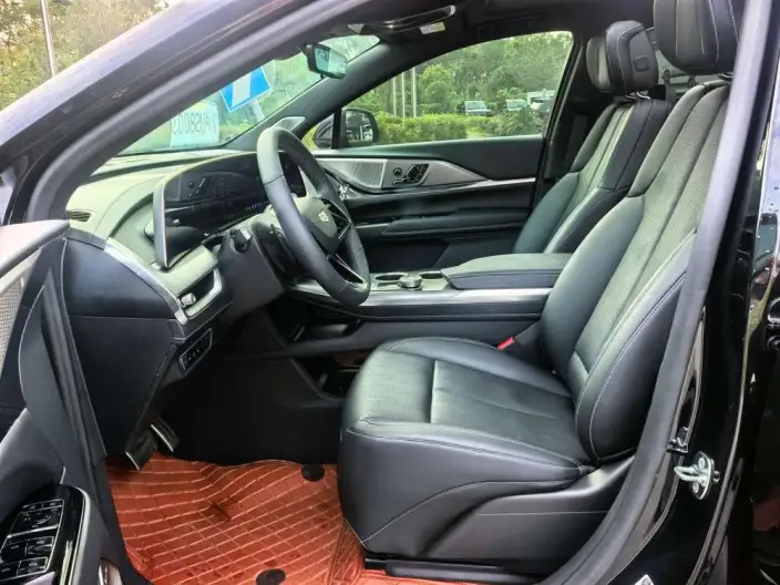 Cadillac XT5 2025 Model 28T 4WD Noble Model – фото 10