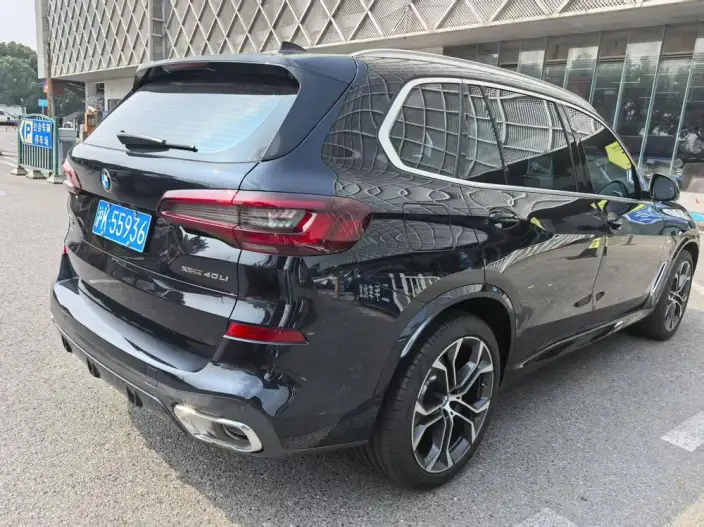 BMW X5 2022 Model xDrive 40Li Exclusive Model M Sports Set – фото 5