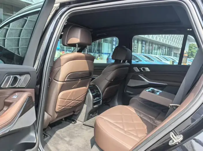 BMW X5 2022 Model xDrive 40Li Exclusive Model M Sports Set – фото 8