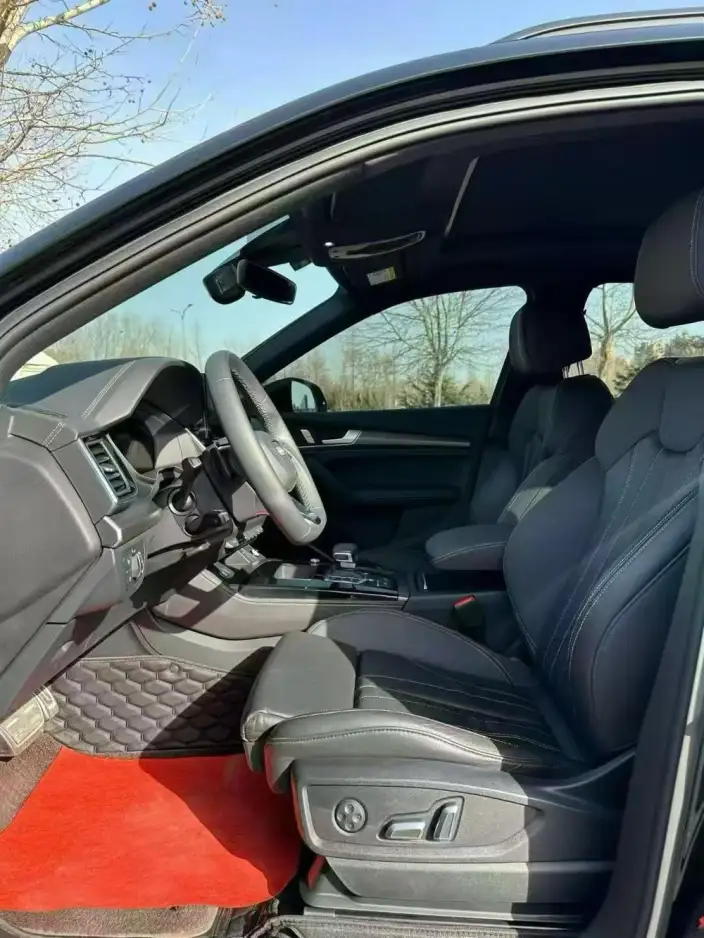 Audi Q5L 2024 Model 40TFSI Luxury Dynamic Model – фото 8