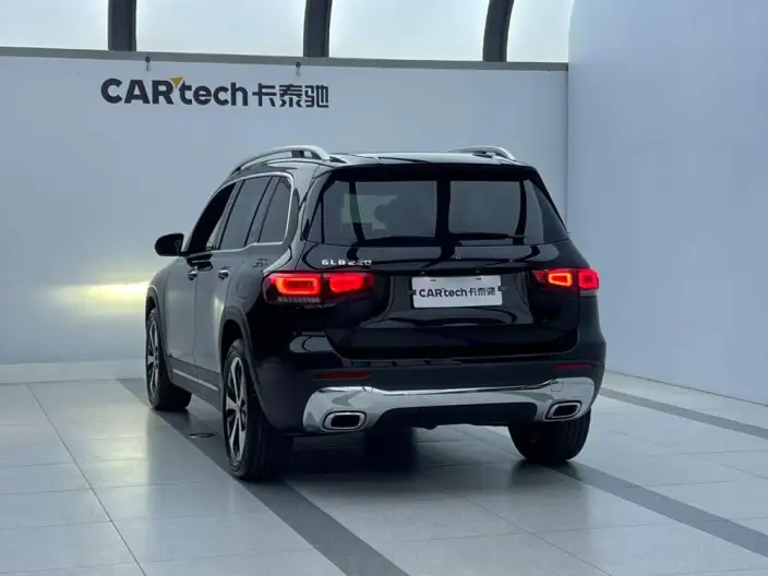 Mercedes-Benz GLB 2023 Model GLB 220 Fashion Model – фото 3