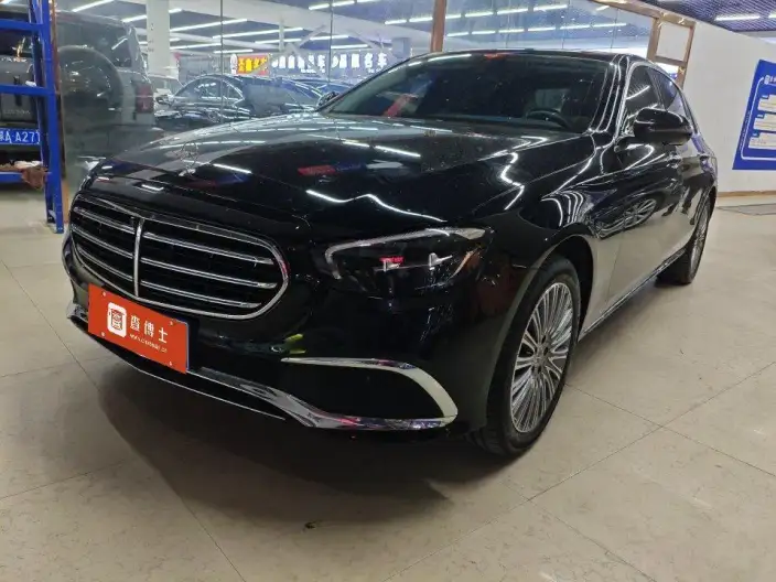 Mercedes-Benz E-Class 2023 Model E 300 L Luxury Model sedan – фото 1