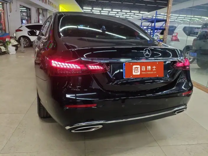 Mercedes-Benz E-Class 2023 Model E 300 L Luxury Model sedan – фото 3
