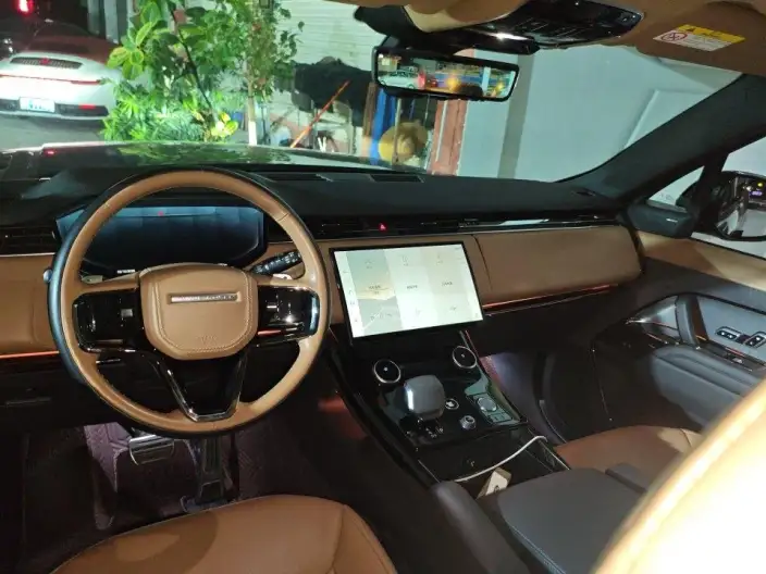 Range Rover Sport 2023 Model 3.0 L6 DYNAMIC SE – фото 5