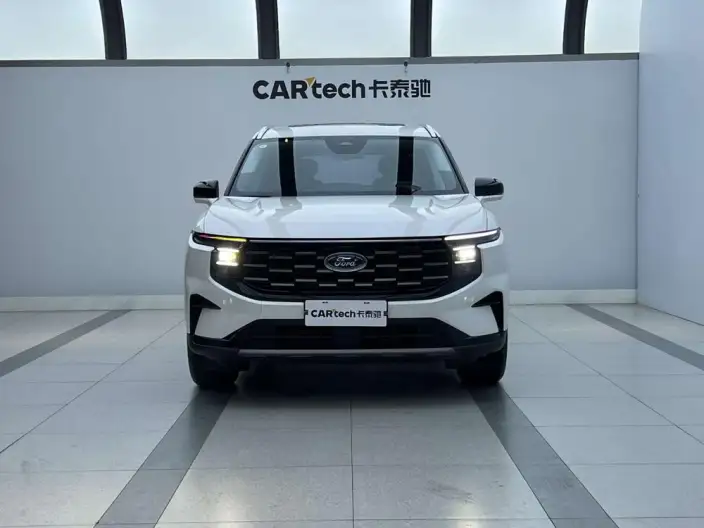 Ford Edge 2023 Model Ford Edge L 2.0T EcoBoost 2WD VII seat Luxury Model