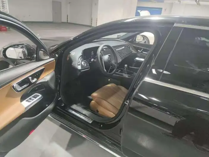 Mercedes-Benz E-Class 2025 Model Facelift E 260 L sedan – фото 8