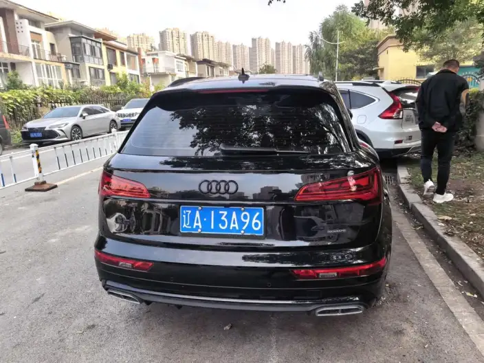 Audi Q5L 2024 Model 40TFSI Luxury Dynamic Model – фото 5