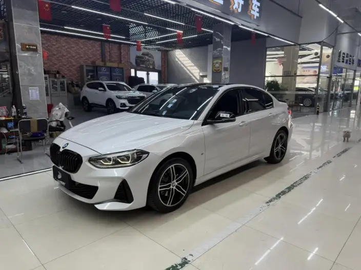 BMW 1 Series 2023 Model 120i M Sports Night Edition – фото 1