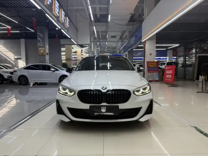 BMW 1 Series 2023 Model 120i M Sports Night Edition – фото 2