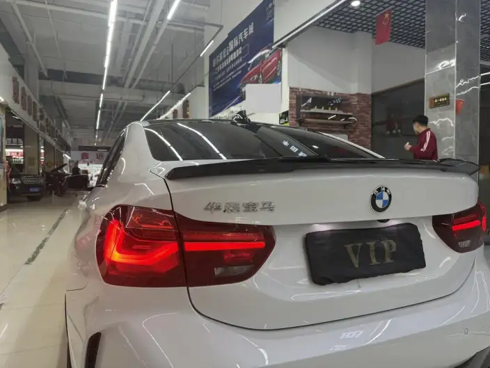 BMW 1 Series 2023 Model 120i M Sports Night Edition – фото 8