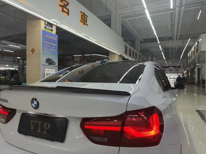 BMW 1 Series 2023 Model 120i M Sports Night Edition – фото 10