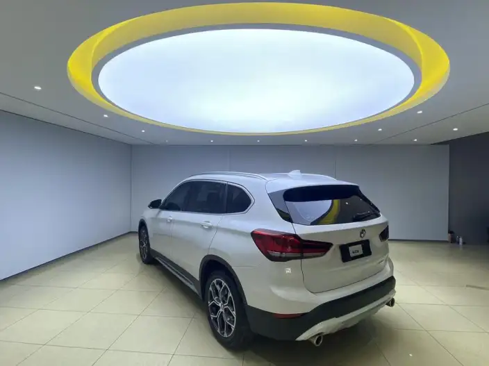 BMW X1 2022 Model sDrive20Li Fashion Model – фото 4