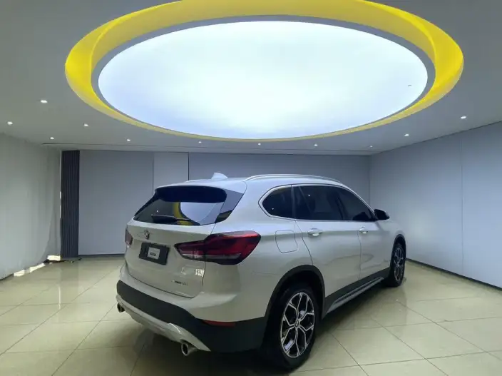 BMW X1 2022 Model sDrive20Li Fashion Model – фото 6