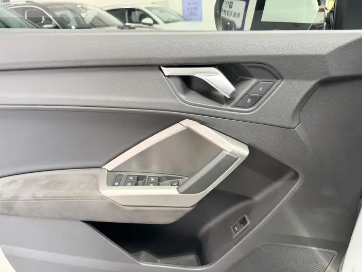 AUDI Q3 2023 Model 35 TFSI Fashion Dynamic Model – фото 10