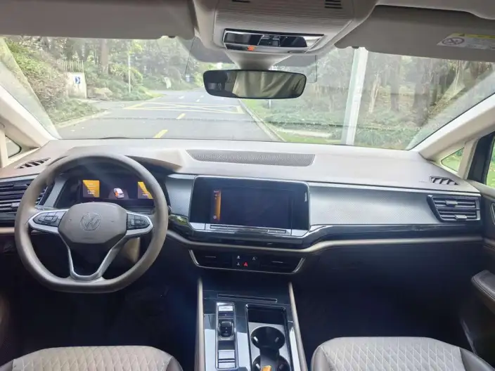 Viloran 2024 Model 330TSI Business Edition – фото 8