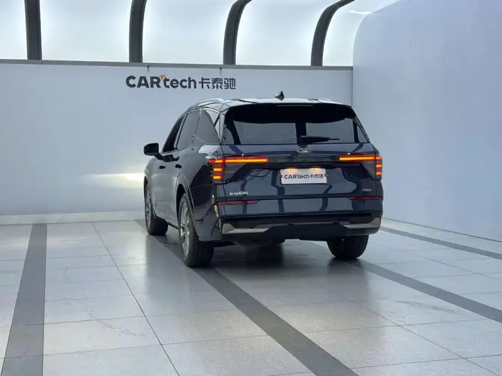 Ford Edge 2023 Model Ford Edge L 2.0T EcoBoost E Hybrid 4WD VII seat Supreme Model