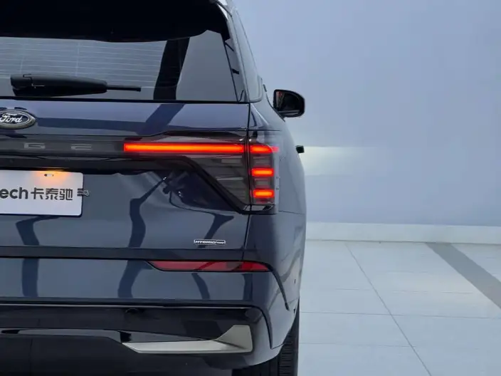 Ford Edge 2023 Model Ford Edge L 2.0T EcoBoost E Hybrid 4WD VII seat Supreme Model – фото 6