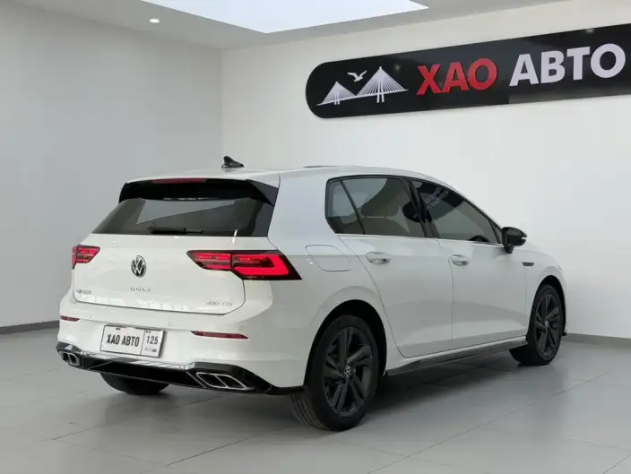 Volkswagen Golf 2021 Model 280TSI DSG R-Line – фото 6