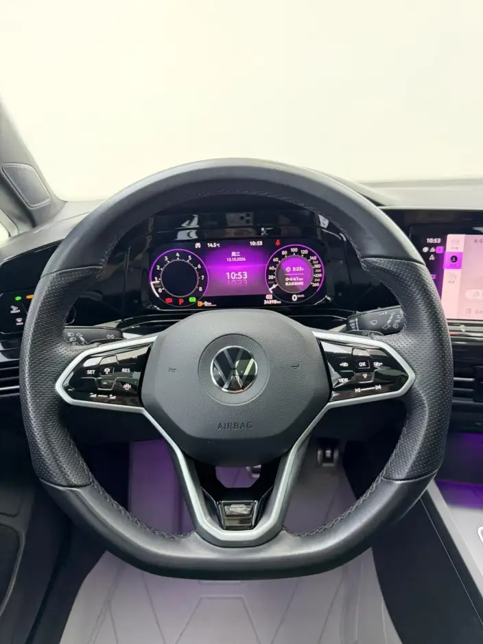 Volkswagen Golf 2021 Model 280TSI DSG R-Line – фото 8
