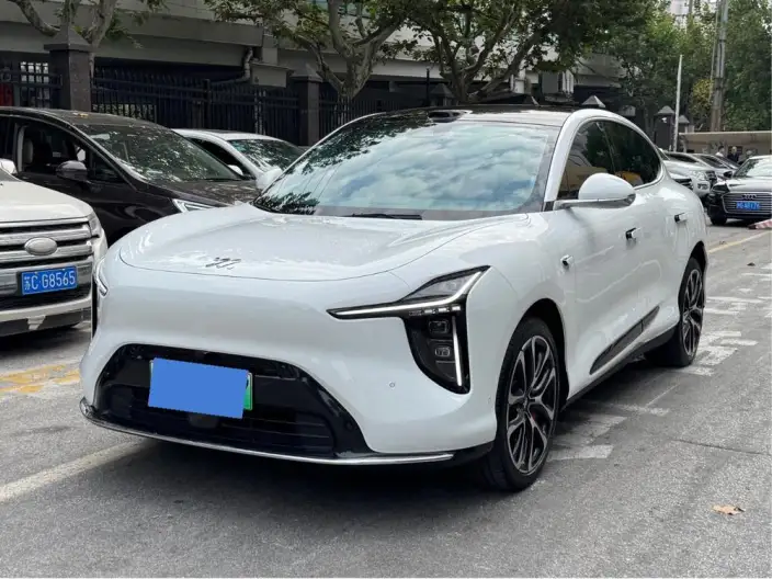 IM LS6 2026 Model EV Max – фото 1