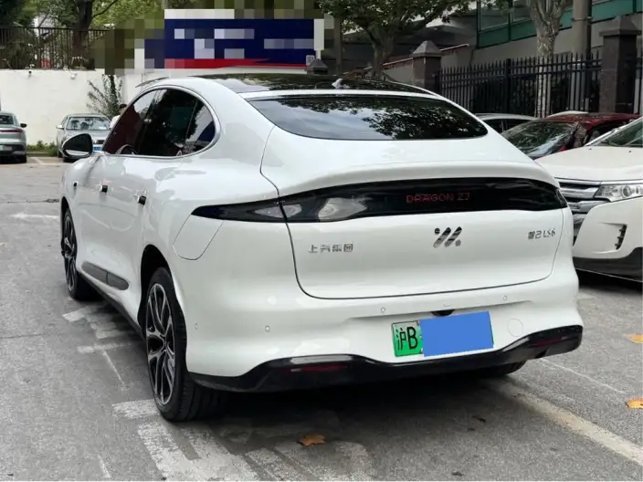 IM LS6 2026 Model EV Max – фото 3