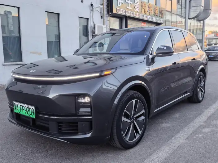 Li Auto L8 2024 Model Pro Edition