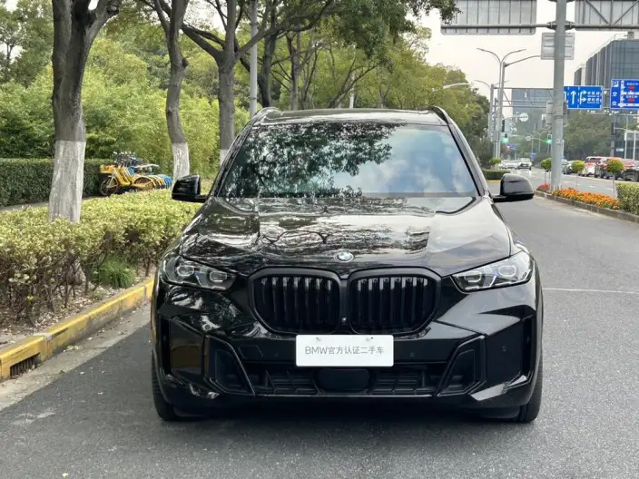 BMW X5 2026 Model Facelift xDrive40Li Exclusive Model M Sports Night Set