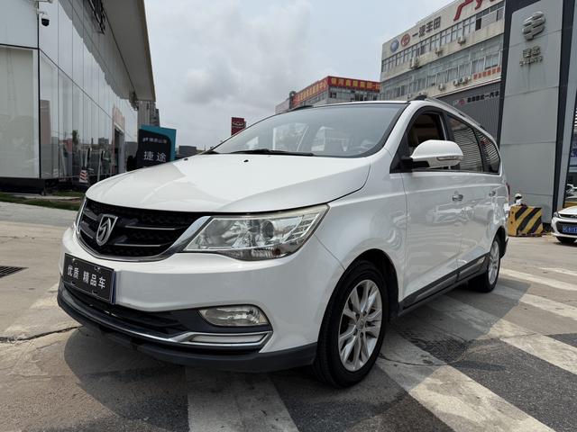 Baojun 730 2016 модификация 1.5L Manual Standard 7 seat – фото 1