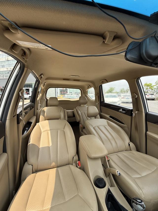 Baojun 730 2016 модификация 1.5L Manual Standard 7 seat – фото 8