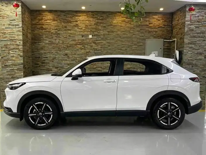 Honda Vezel 2023 Model 1.5L CVT Elite Edition – фото 3