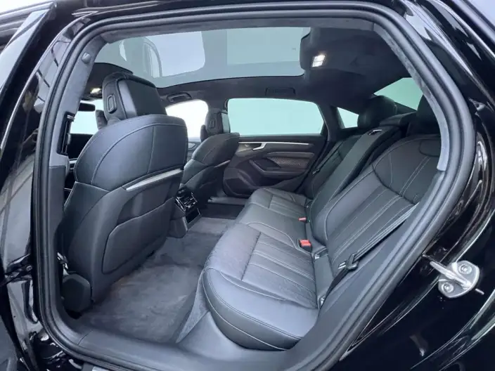 Audi A6L 2026 Model 2.0T quattro Exclusive Model – фото 9