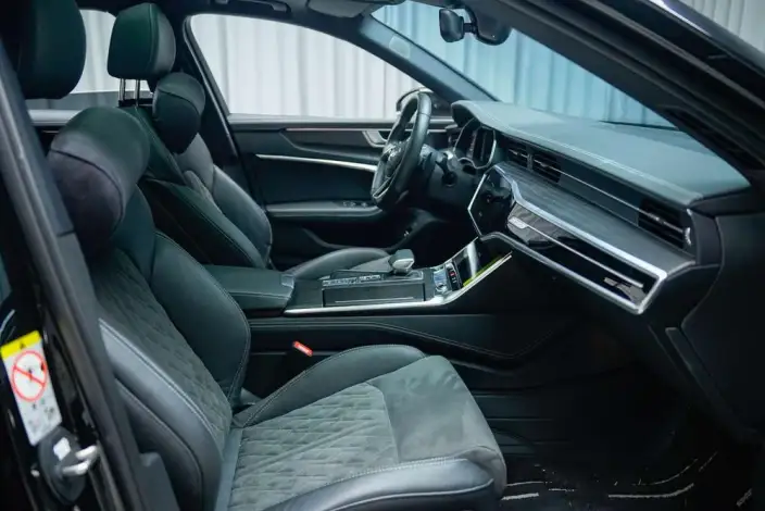 Audi A6L 2024 Model 55 TFSI quattro Exclusive Dynamic Model – фото 8