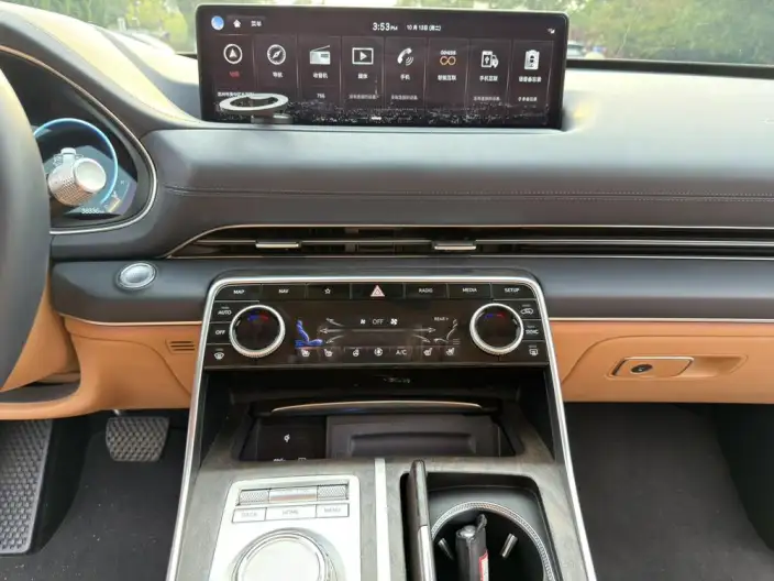 Genesis GV80 2023 Model 2.5T 4WD Ultimate Edition 6 seat – фото 10