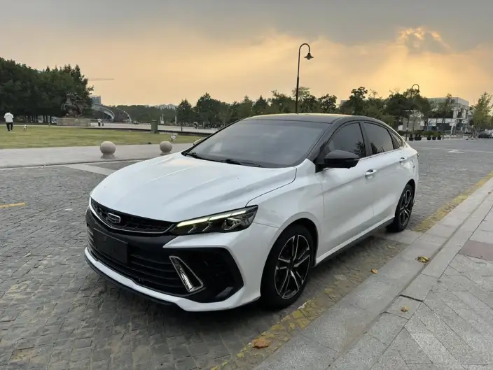 Geely Binrui 2022 Model Geely Binrui COOL 1.5T DCT Thunder Edition – фото 1