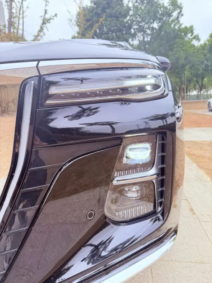 Hongqi H5 2023 Model 1.5T DCT Flag Rhythm Edition – фото 8