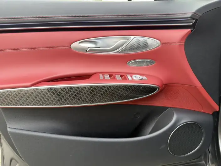 Genesis GV70 2025 Model 2.5T 4WD Ultimate Edition – фото 6